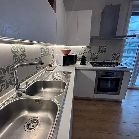 Konukevi Mascarata Siraküza