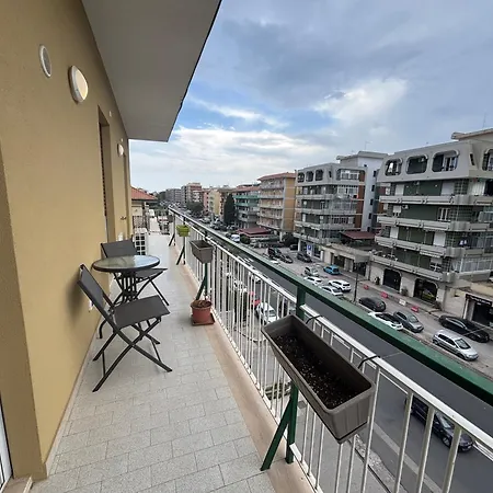 Mascarata Konukevi 3*